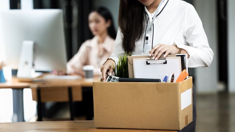 Démission : la clause de non-concurrence doit être levée au plus tard à la date du départ effectif